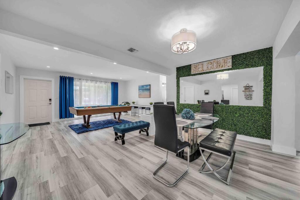 Sweet Escape 5 Br/2ba Min From Airport And Hébergement de vacances *